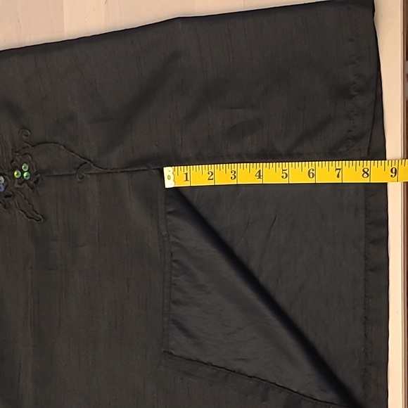 LIKE NEW VTG Urban Works Embroidered and Sequined Flor Side Slit Skirt - Picture 3 of 10